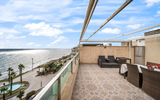 Penthouse in Torrevieja – EE10819