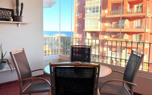 Apartment in Playa de Los Locos, Torrevieja | EE10749