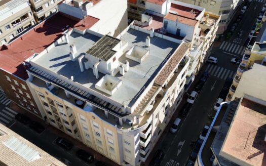 Apartment in Torrevieja | EE10761