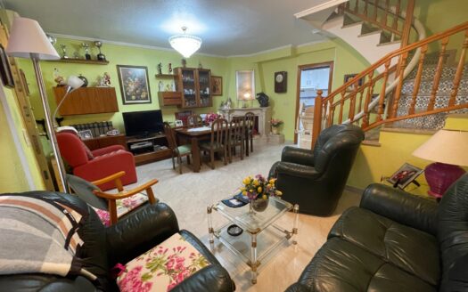 Adosado en Guardamar del Segura | EE8938