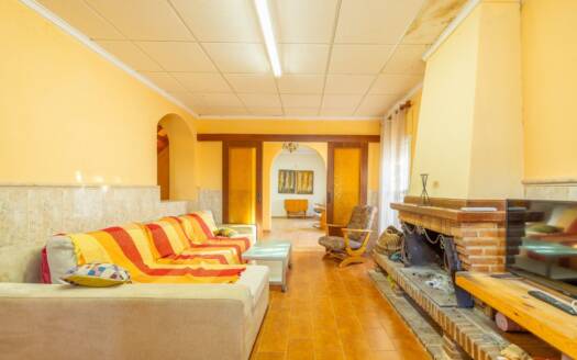 Finca in Los Montesinos – EE7318