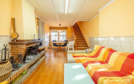 Finca in Los Montesinos – EE7318