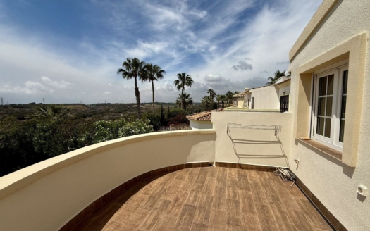 Villa en Orihuela Costa – EE8882