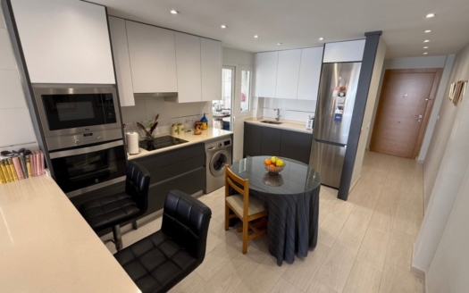 Apartment en Torrevieja – EE8765