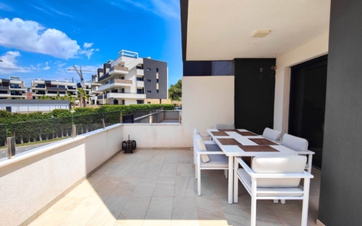 Apartment en Orihuela Costa – EE8280