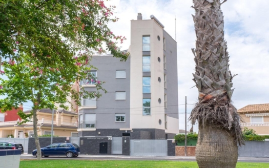 Apartment en Torrevieja – EE8655