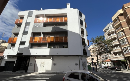 Apartment en Torrevieja – EE10426