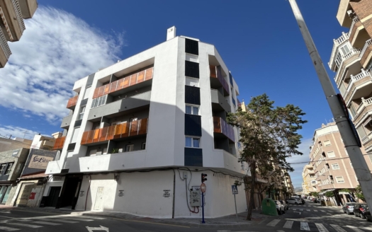 Apartment en Torrevieja – EE10426