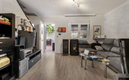 Casa adosada en Torrevieja – EE8337