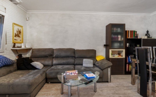 Casa adosada en Torrevieja – EE8337