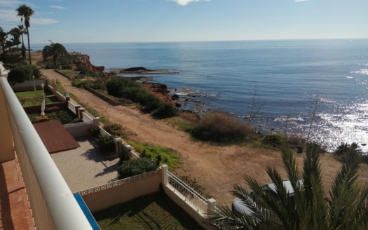 Apartamento en Torrevieja – EE10219