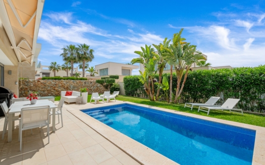 Villa en Orihuela Costa – EE10576