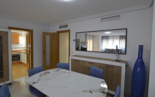 Apartamento en Torrevieja – EE9828