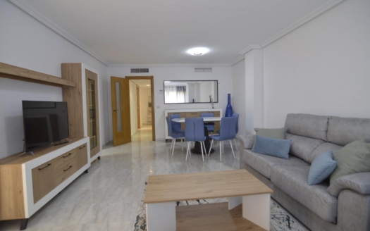 Apartamento en Torrevieja – EE9828