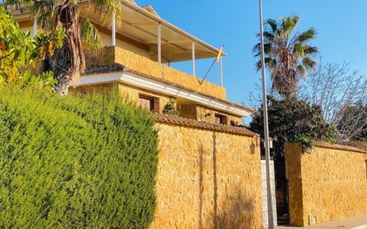 Villa en Orihuela Costa – EE8846