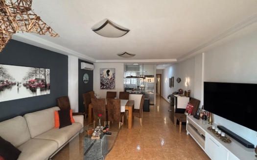 Apartment en Torrevieja – EE10647