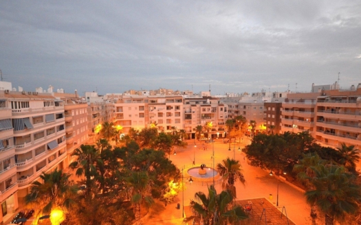 Ático en Torrevieja – EE9634