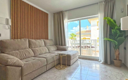 Duplex à Torrevieja – EE8546
