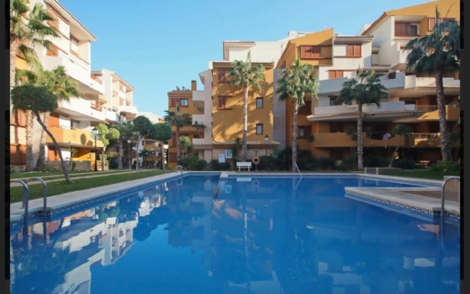 Apartment en Torrevieja – EE10189