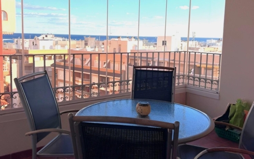 Apartamento en Torrevieja – EE10749