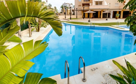 Apartamento en Torrevieja – EE8715