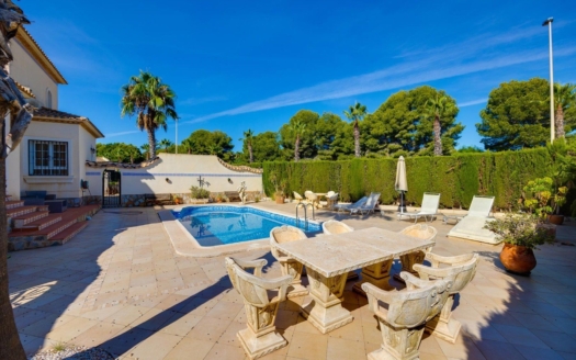 Villa à Orihuela Costa – EE9387