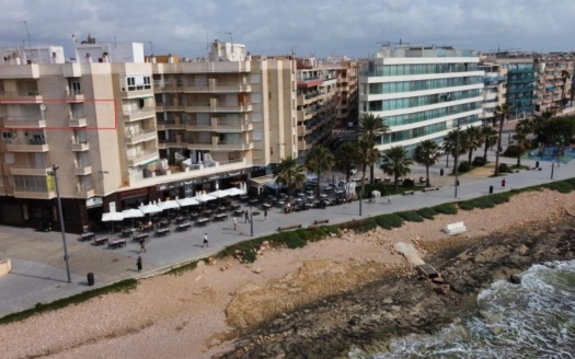 Apartment en Torrevieja – EE8608