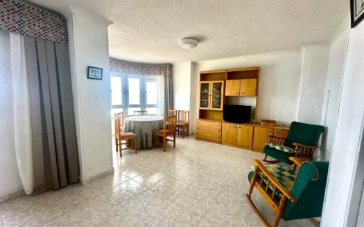 Appartement à Torrevieja – EE8792
