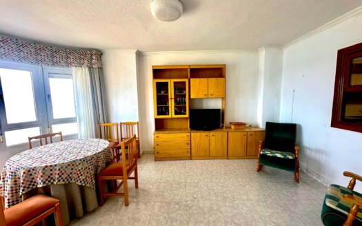 Appartement à Torrevieja – EE8792