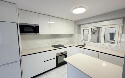 Apartamento en Torrevieja – EE10827