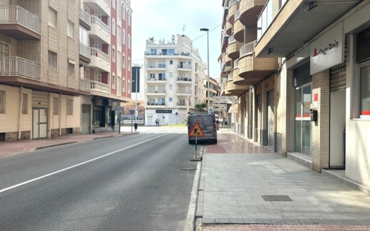 Apartment en Torrevieja – EE9827