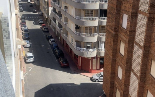 Penthouse en Torrevieja – EE8860