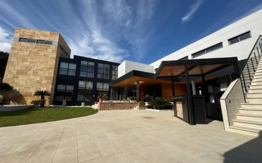 Villa en Orihuela Costa – EE8877