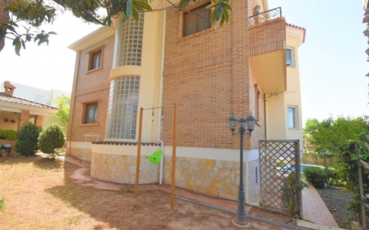 Villa à Ciudad Quesada – EE8677