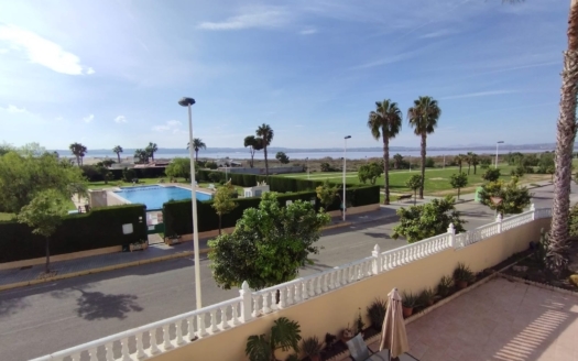 Villa en Torrevieja – EE9036