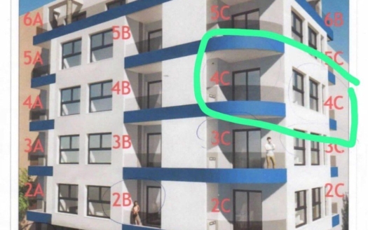 Apartment en Torrevieja – EE8683