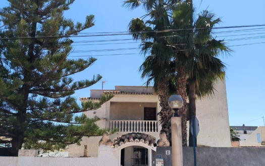 Maison de Ville à Orihuela Costa – EE8924