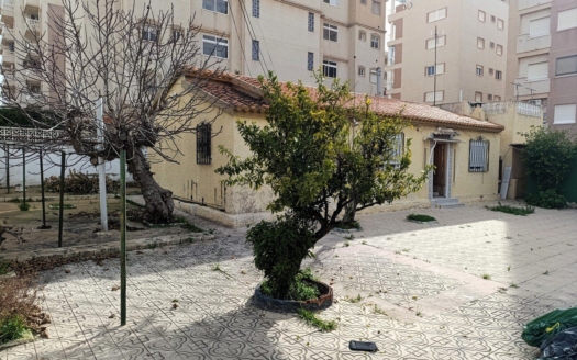 Finca en Torrevieja – EE8921