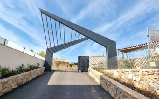 Villa à Ciudad Quesada – EE8259