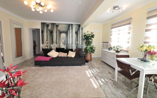 Penthouse en Torrevieja – EE9666