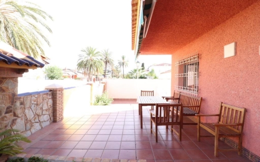 Villa en Cabo Roig – EE9762