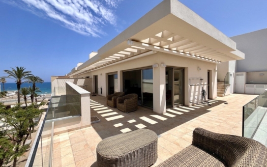 Penthouse en Torre de La Horadada – EE8685