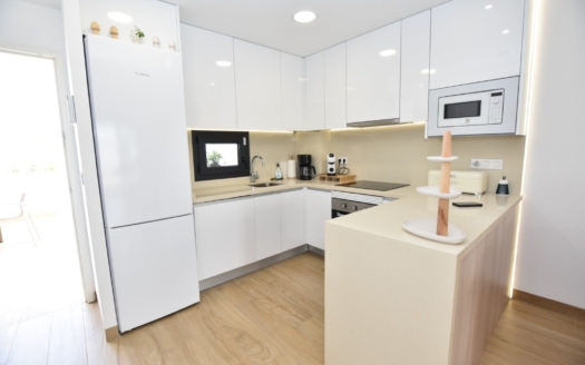 Apartment en Torrevieja – EE8389