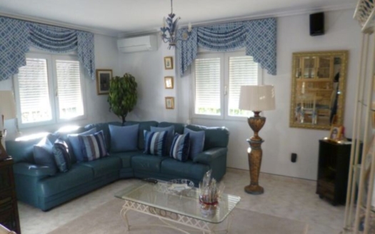 Villa en Playa Flamenca – EE10778