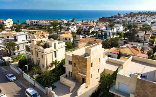 Villa à La Zenia – EE10655