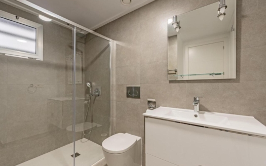 Bungalow à Torrevieja – EE8575