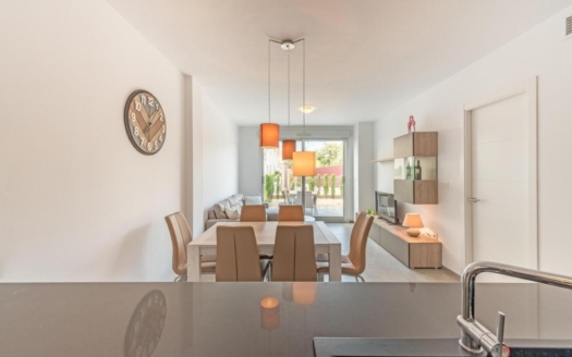 Bungalow à Torrevieja – EE8575