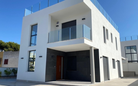 Villa en Torrevieja – EE9007
