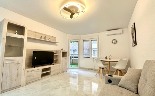 Apartamento en Torrevieja – EE9817