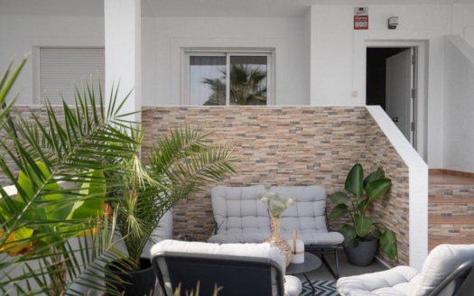 Apartment en Torrevieja – EE8439